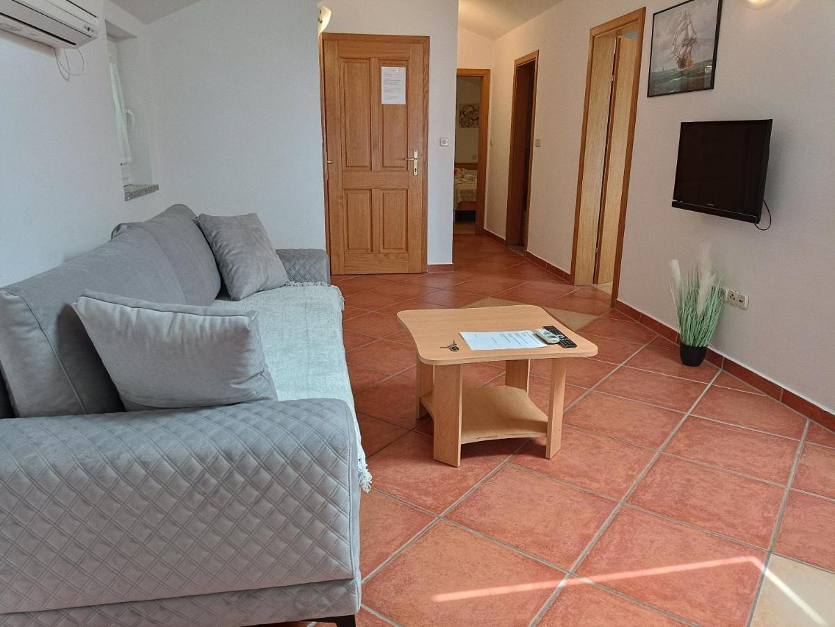 Villa Bionda Malinska Ngoại thất bức ảnh